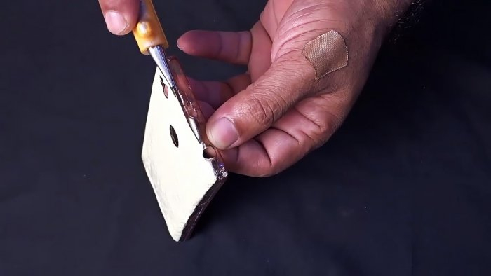 Как сделать светящиеся в темноте чехол для телефона