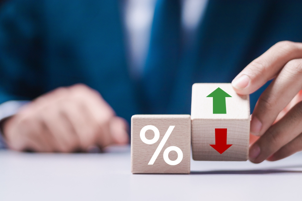 
                    Вклады, привязанные к ключевой ставке: в чем подвох и стоит&nbsp;ли открывать
                