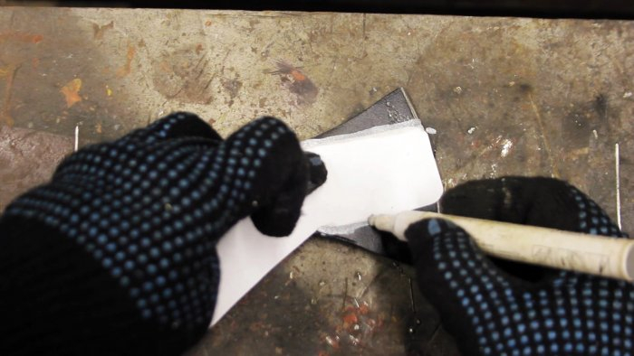 Как сделать топор &laquo;наоборот&raquo;