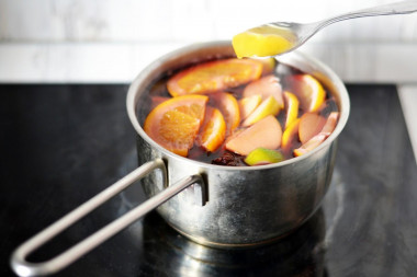 Безалкогольный глинтвейн с соком