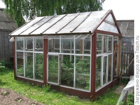Стеклянная теплица своими руками