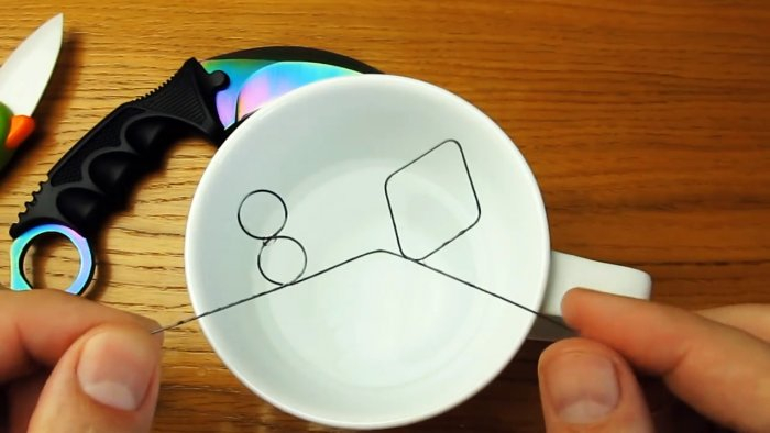 Волшебная проволока с Алиэкспресс обладающая памятью. Угадывает карту и масть