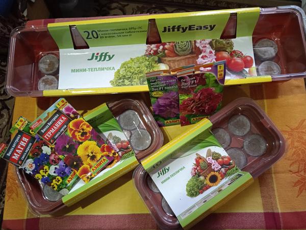 Торфяные или кокосовые? Тестируем таблетки для рассады и выбираем разные полезности