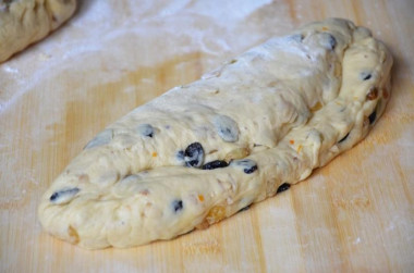 Рождественский штоллен