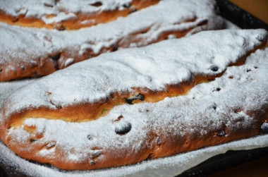 Рождественский штоллен