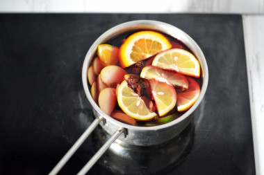 Безалкогольный глинтвейн с соком