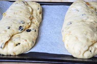 Рождественский штоллен