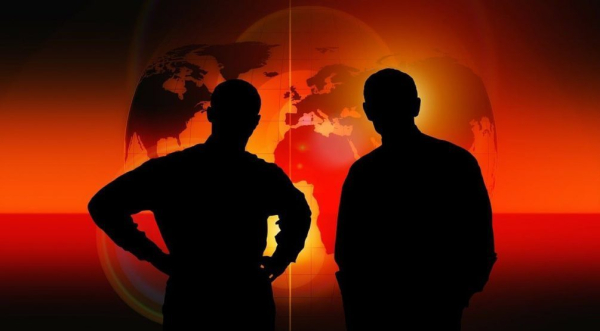 Санкции Трампа против &laquo;Роснефти&raquo; и &laquo;Лукойла&raquo; &mdash; как может ответить Россия? Мнение политолога