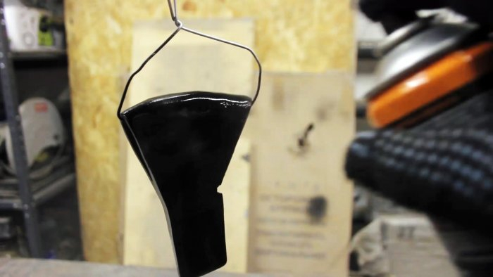 Как сделать топор &laquo;наоборот&raquo;