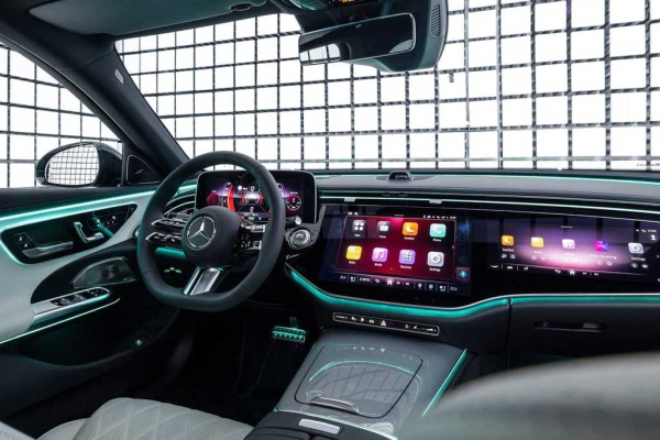 Mercedes-Benz E-класс: эталон, который продолжает удивлять