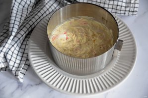 Салат "Мимоза" с крабовыми палочками