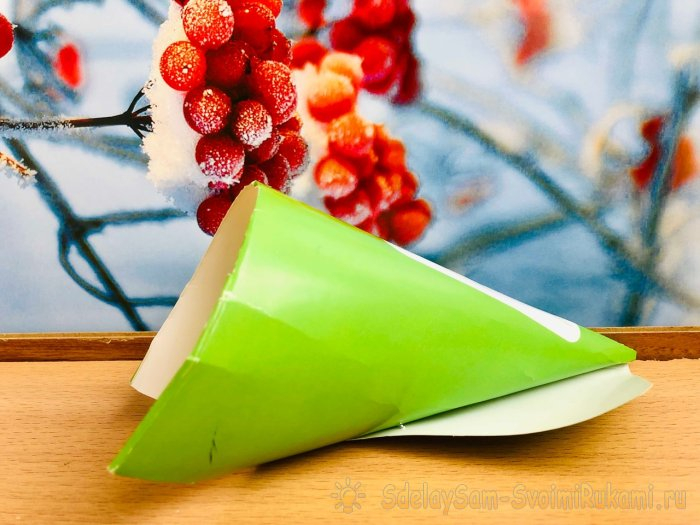 Как сделать маленькую и нарядную, новогоднюю ёлочку