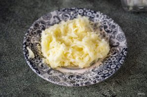 Селедка под шубой с яблоками